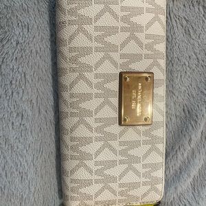 Women’s wallet